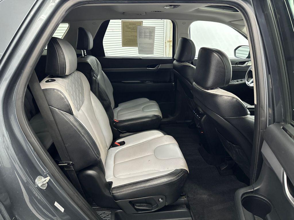 used 2021 Hyundai Palisade car, priced at $17,991