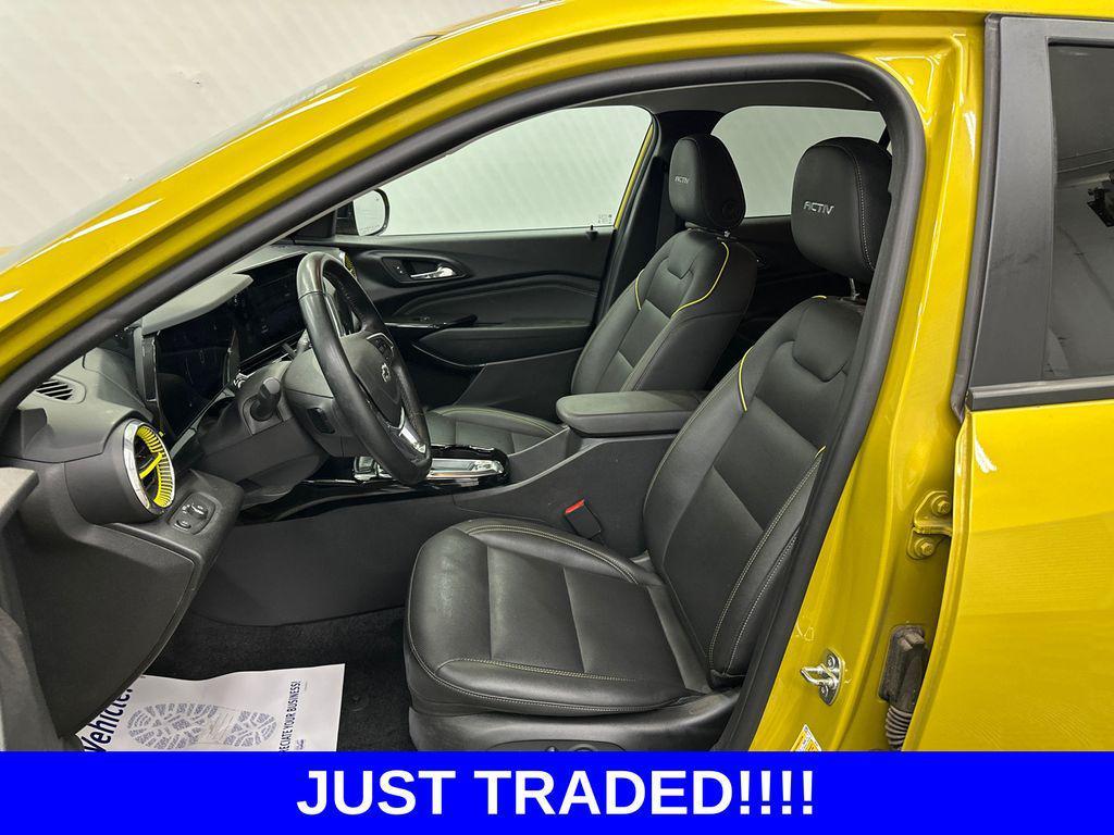 used 2024 Chevrolet Trax car, priced at $22,652