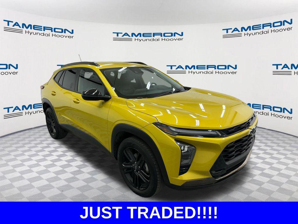 used 2024 Chevrolet Trax car, priced at $22,652
