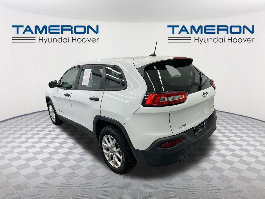 used 2017 Jeep Cherokee car, priced at $10,537