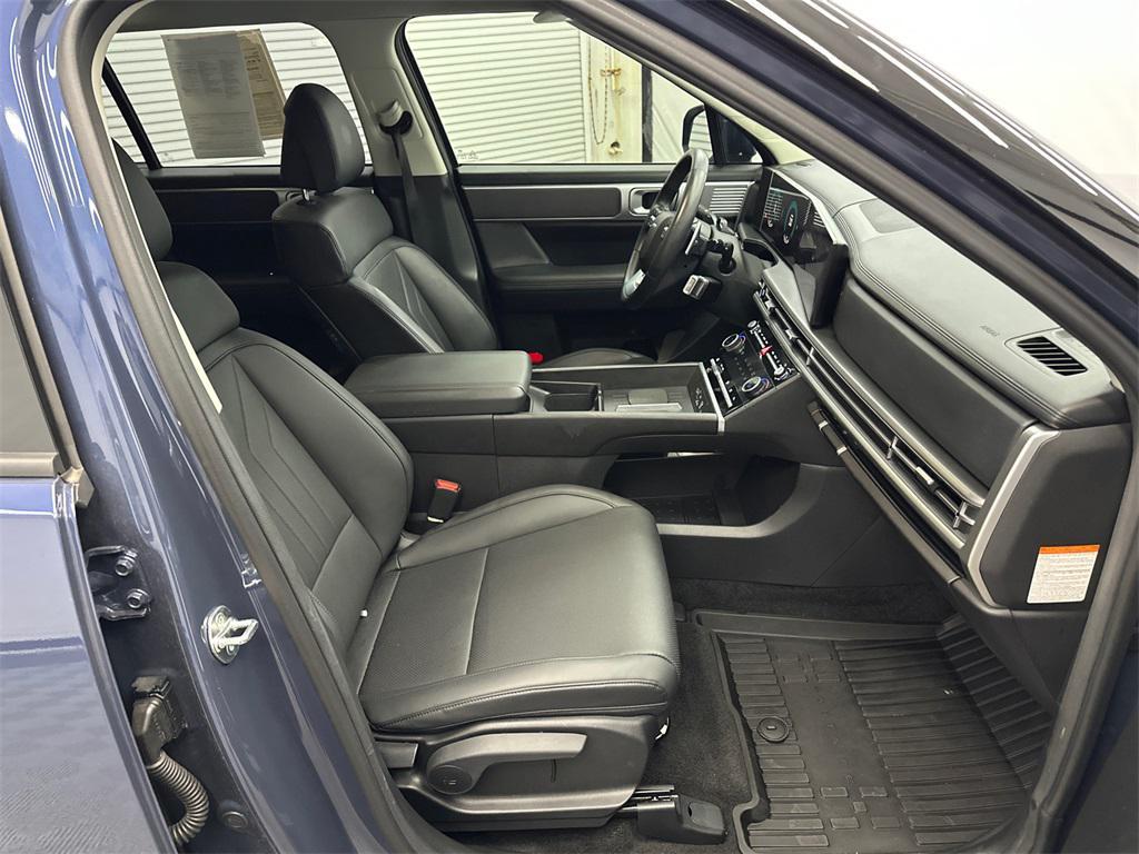 used 2025 Hyundai Santa Fe car, priced at $29,390