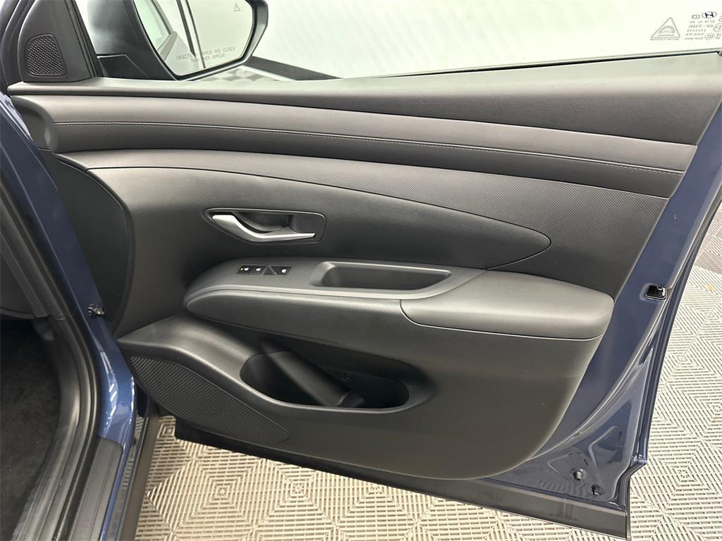 new 2026 Hyundai Tucson car, priced at $29,425