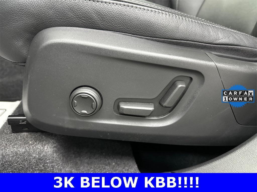 used 2025 Volvo XC40 car, priced at $31,697