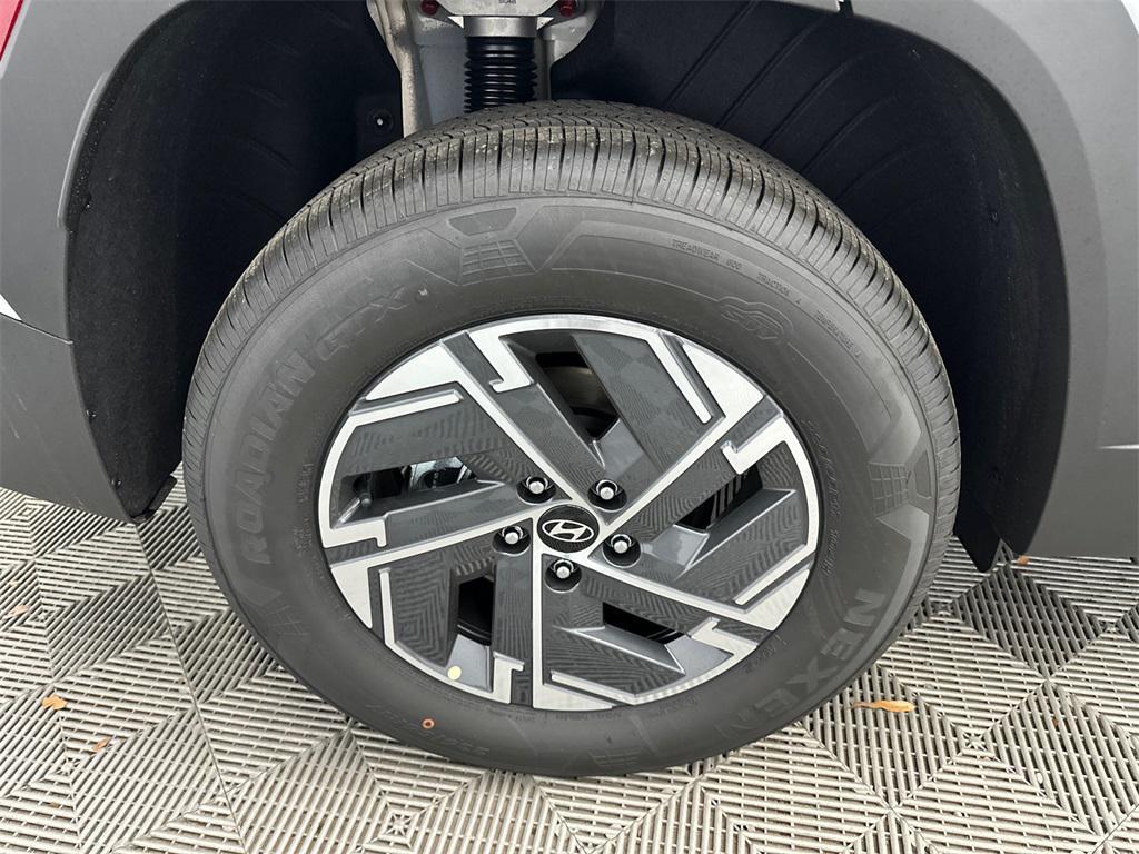 new 2026 Hyundai TUCSON Hybrid car, priced at $31,748