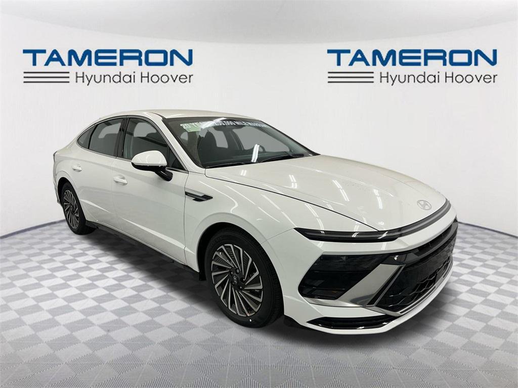 new 2025 Hyundai Sonata Hybrid car, priced at $29,791