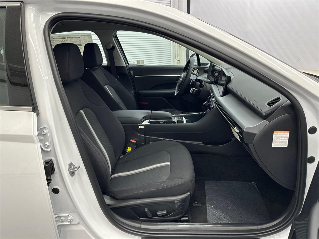 new 2025 Hyundai Sonata Hybrid car, priced at $29,791