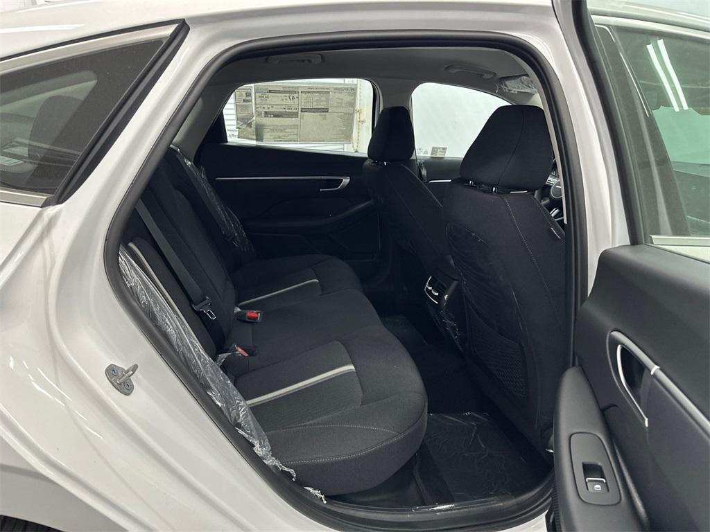 new 2025 Hyundai Sonata Hybrid car, priced at $29,791