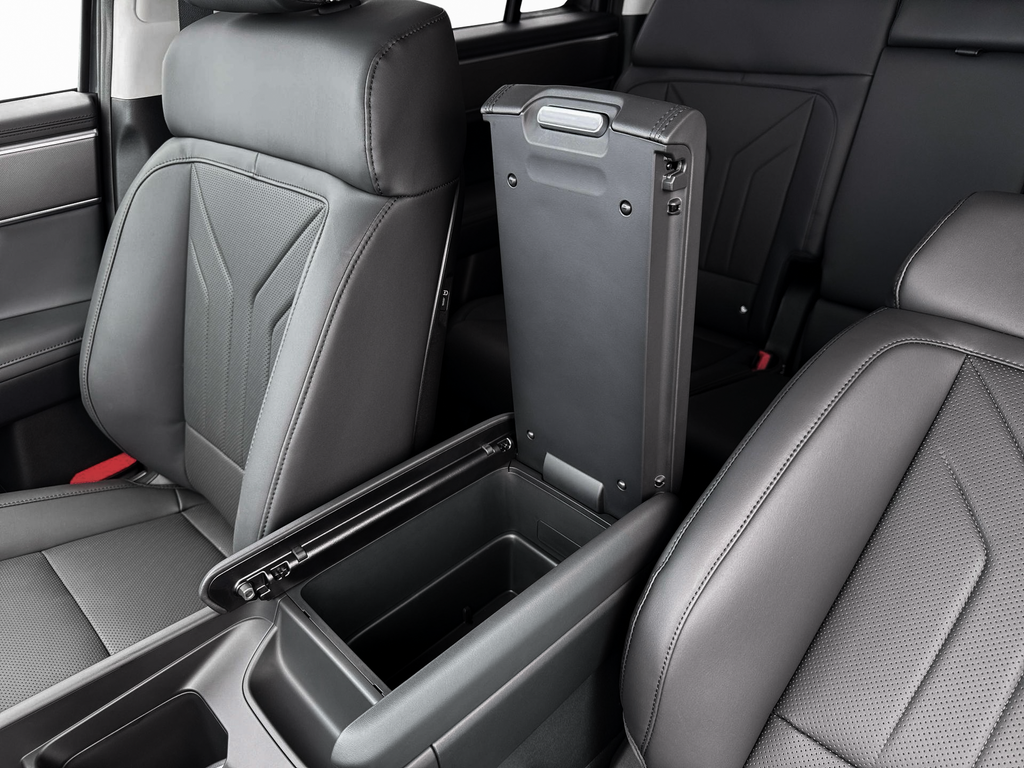 new 2026 Hyundai Santa Fe car, priced at $38,410