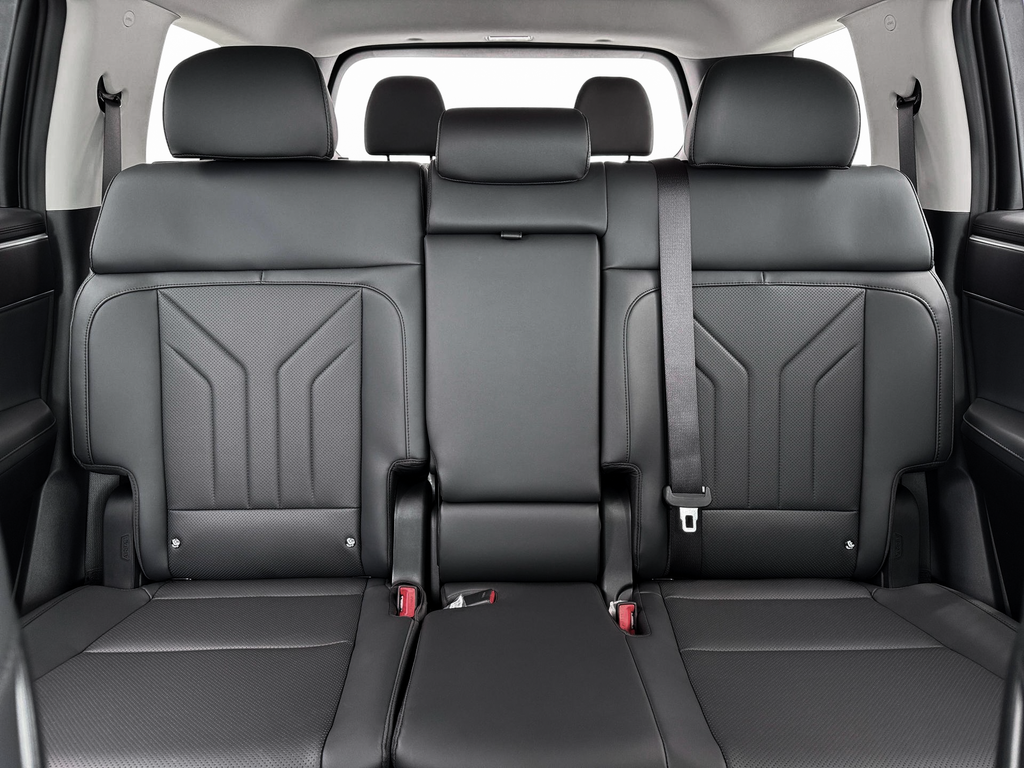 new 2026 Hyundai Santa Fe car, priced at $38,410