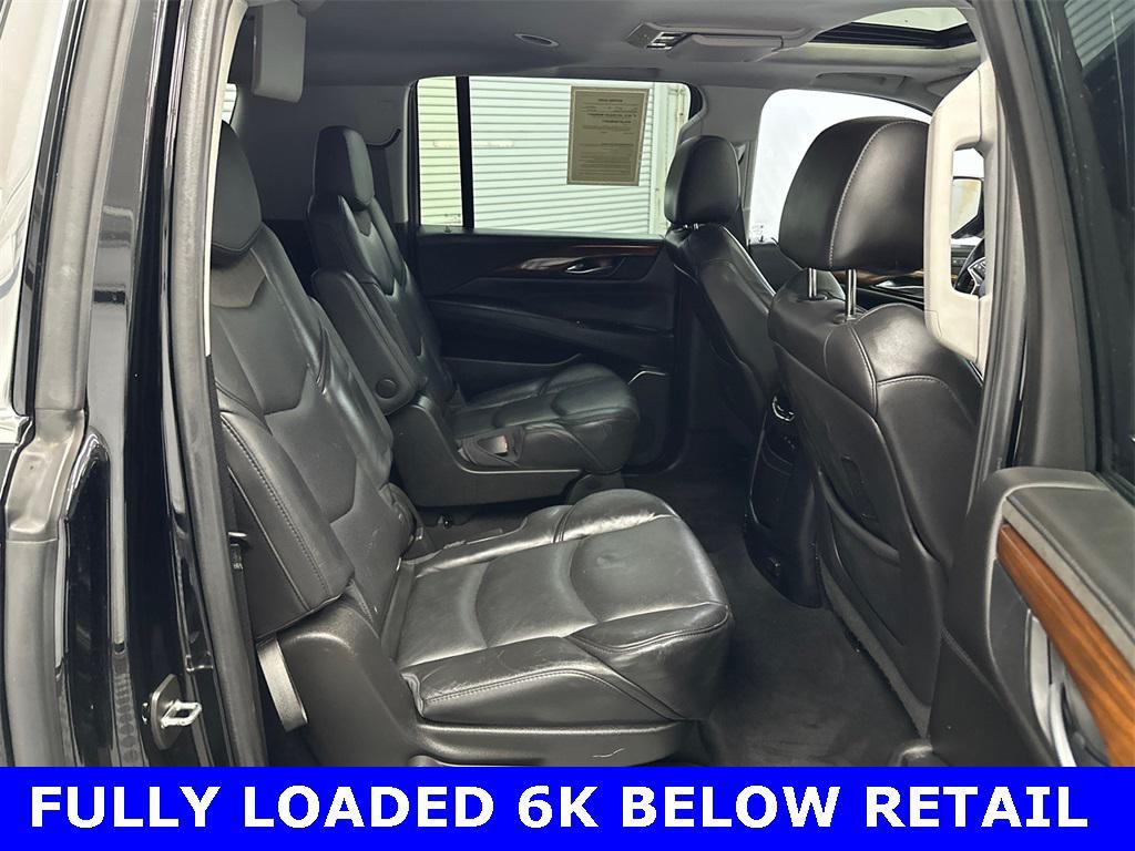 used 2018 Cadillac Escalade ESV car, priced at $30,764