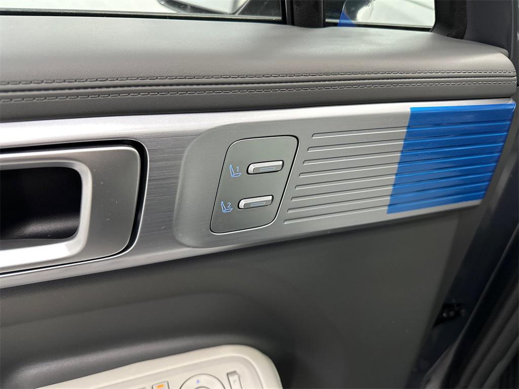 new 2026 Hyundai SANTA FE HEV car, priced at $47,170