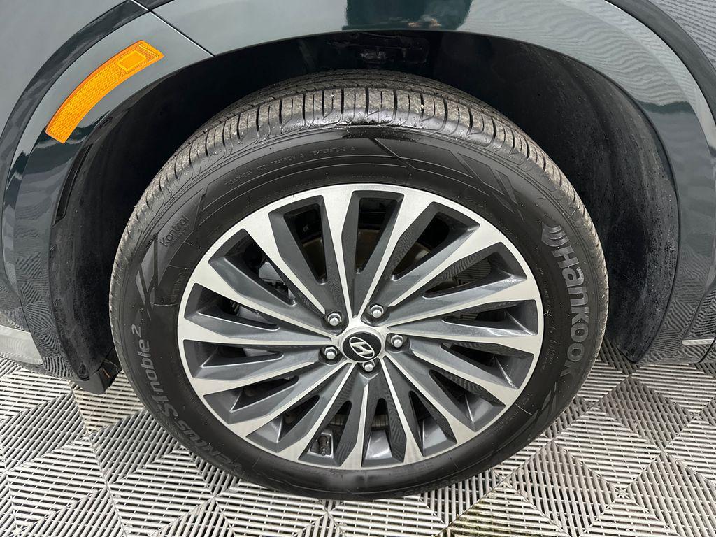 used 2025 Hyundai Palisade car, priced at $44,711