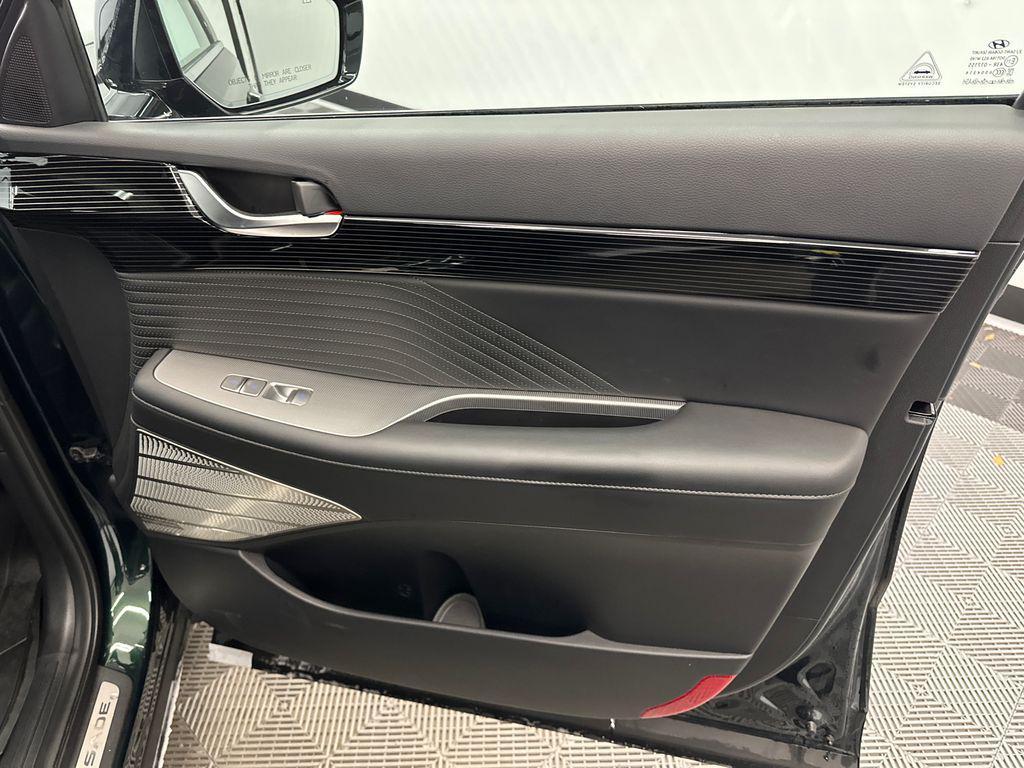 used 2025 Hyundai Palisade car, priced at $44,711