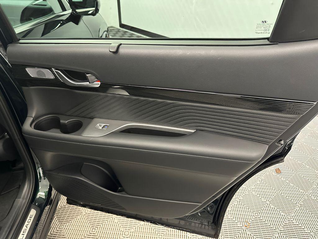 used 2025 Hyundai Palisade car, priced at $44,711