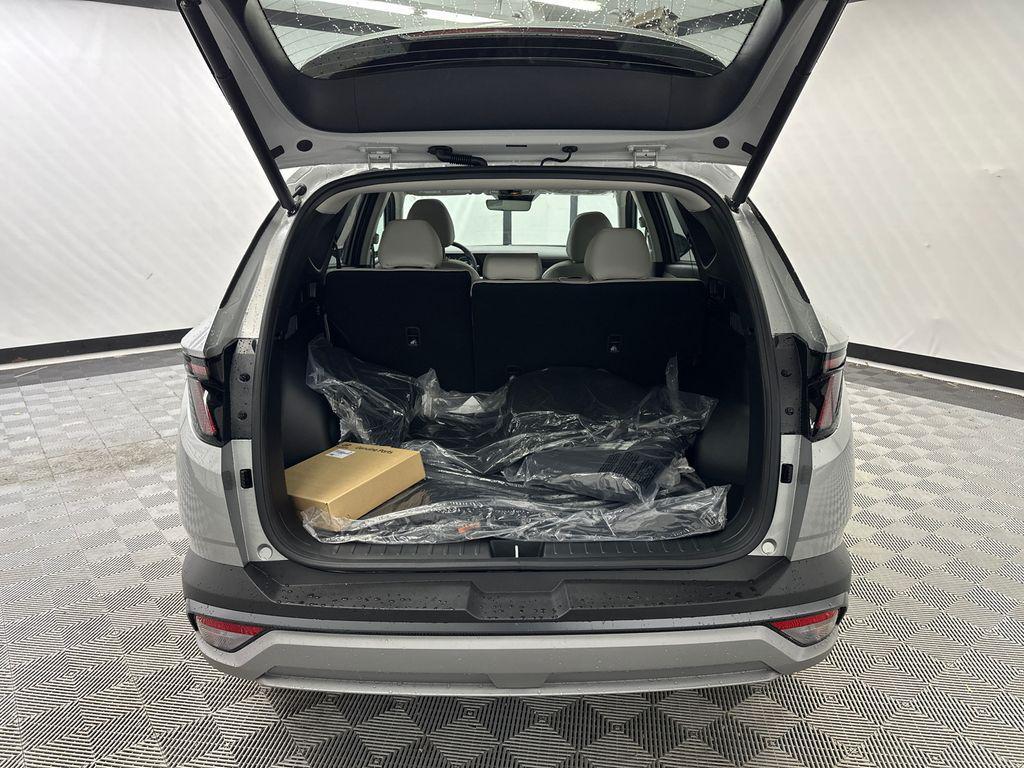 new 2026 Hyundai Tucson car, priced at $32,852