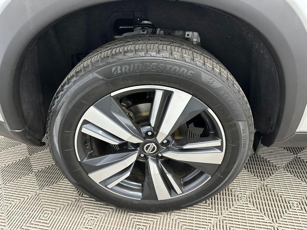 used 2021 Nissan Rogue car, priced at $23,836