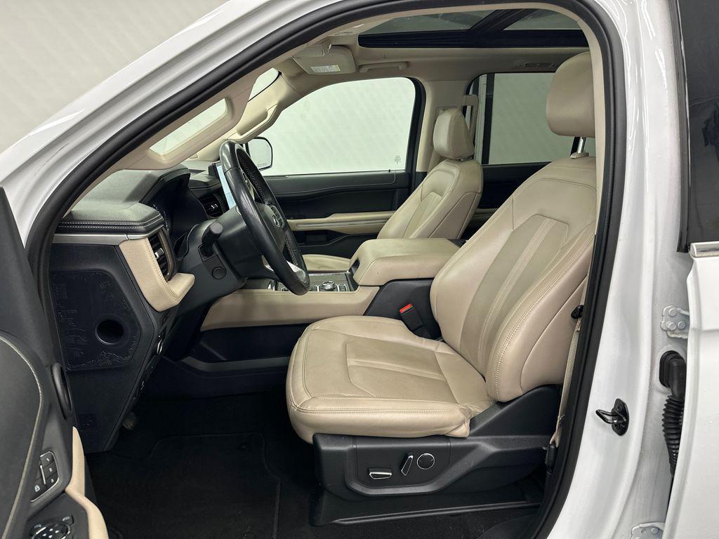 used 2024 Ford Expedition Max car, priced at $40,893