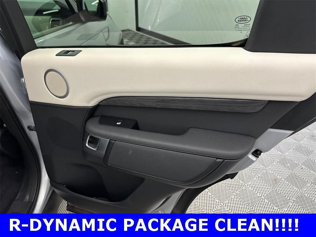 used 2022 Land Rover Discovery car, priced at $31,697