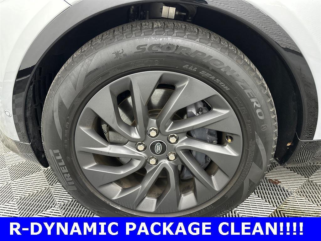 used 2022 Land Rover Discovery car, priced at $31,697
