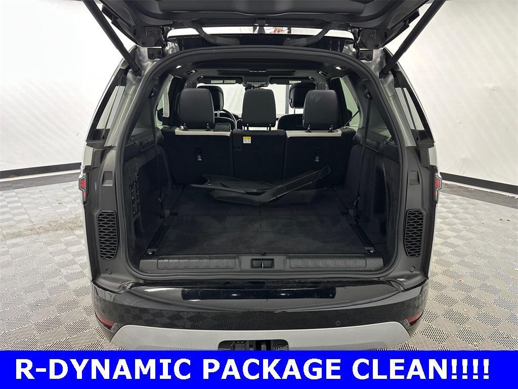 used 2022 Land Rover Discovery car, priced at $31,697