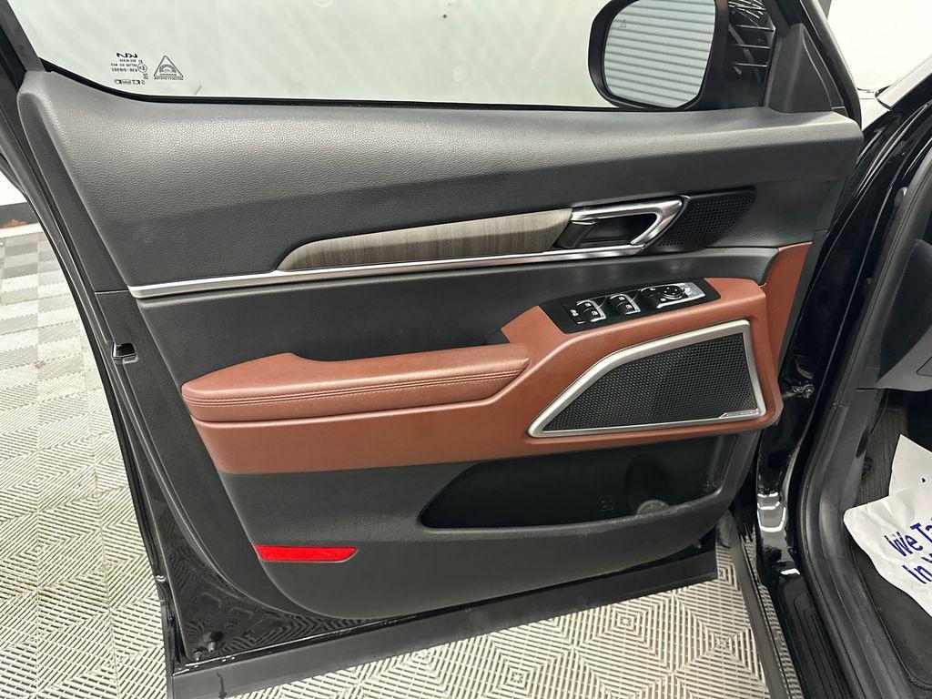 used 2024 Kia Telluride car, priced at $33,755