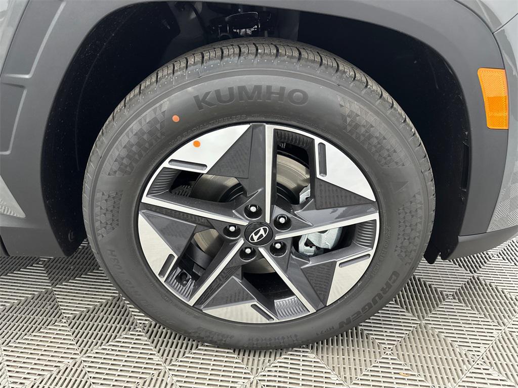 new 2026 Hyundai Tucson car, priced at $34,094