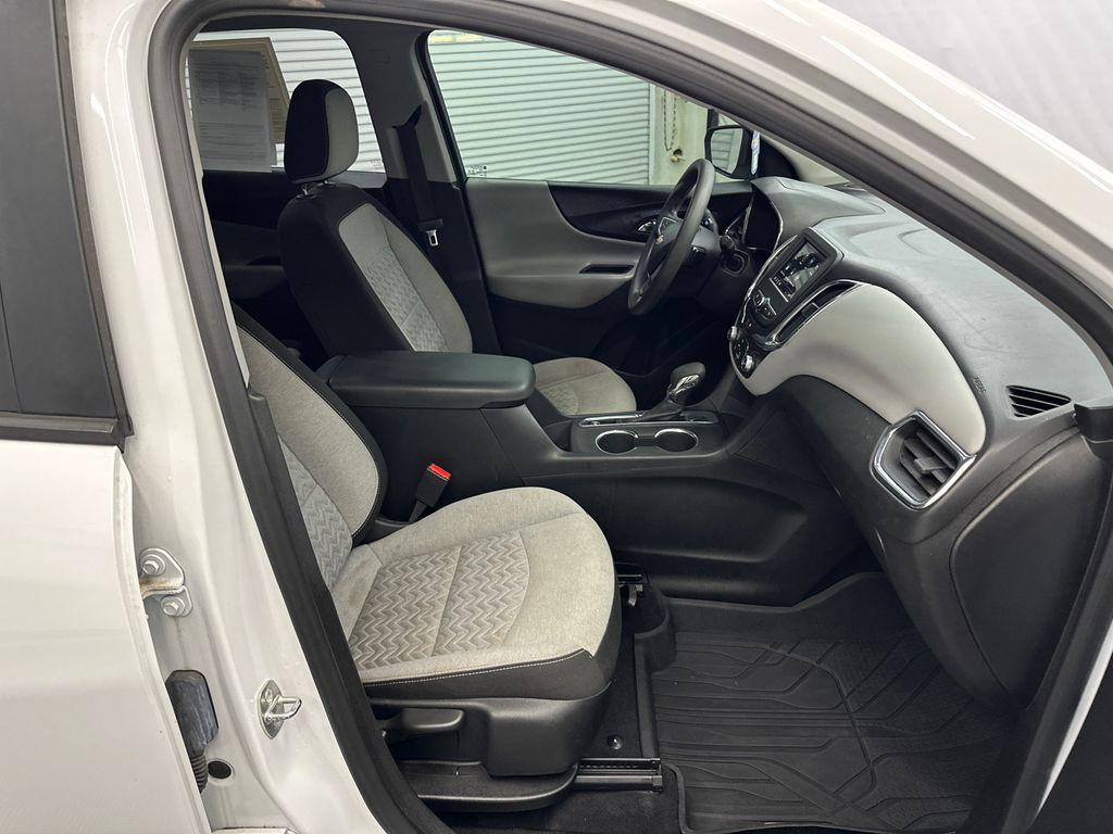 used 2022 Chevrolet Equinox car, priced at $16,867