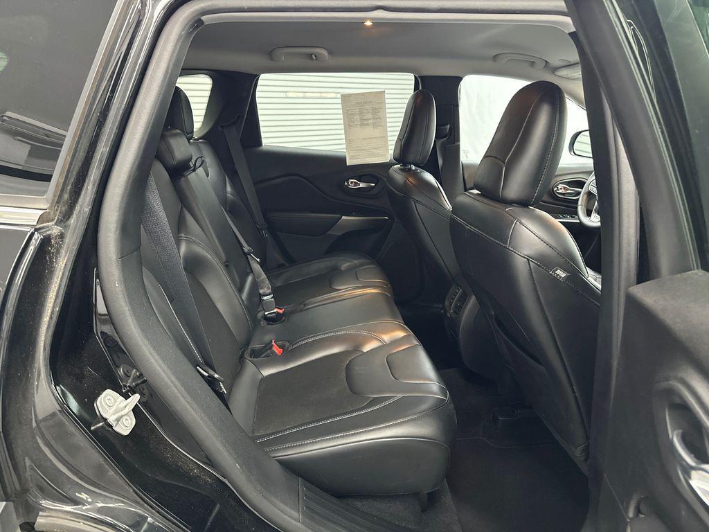 used 2020 Jeep Cherokee car, priced at $15,982