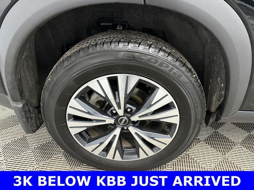 used 2023 Nissan Rogue car, priced at $15,836