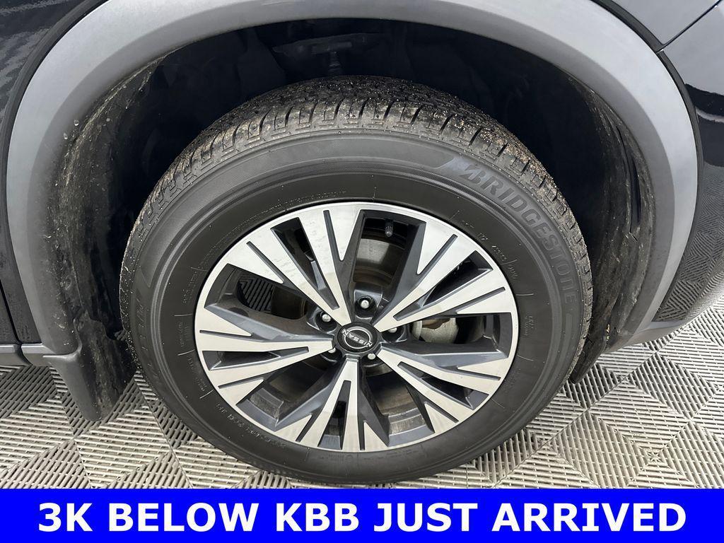 used 2023 Nissan Rogue car, priced at $15,836
