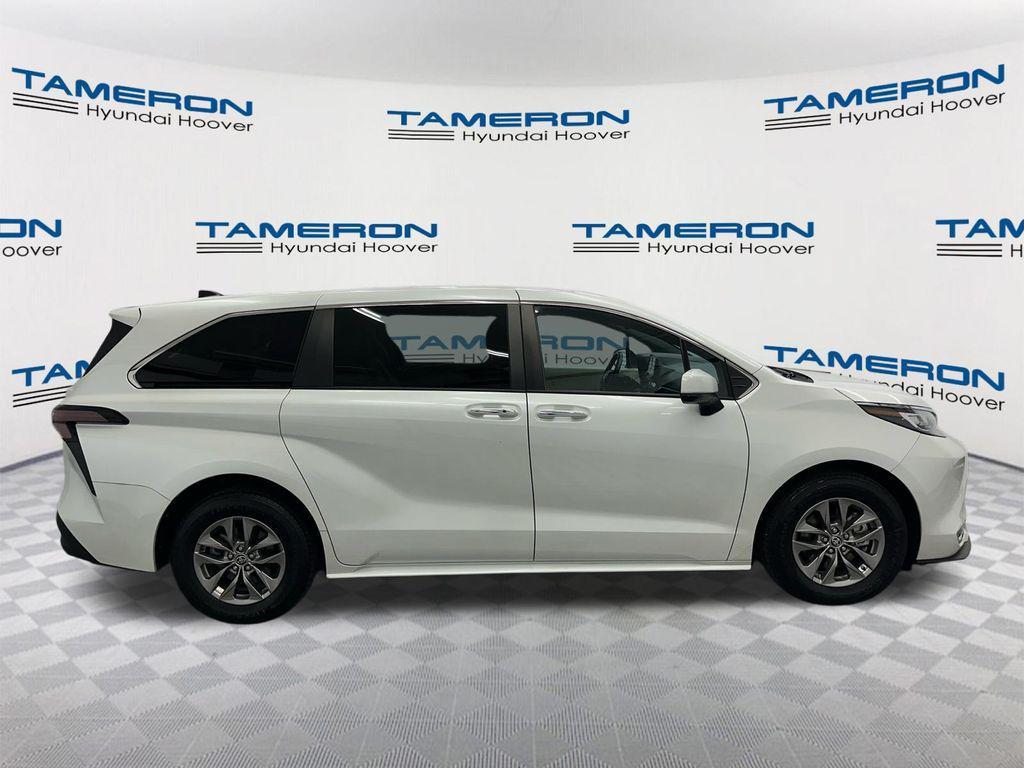 used 2023 Toyota Sienna car, priced at $34,631