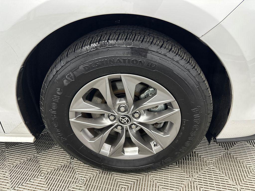 used 2023 Toyota Sienna car, priced at $34,631