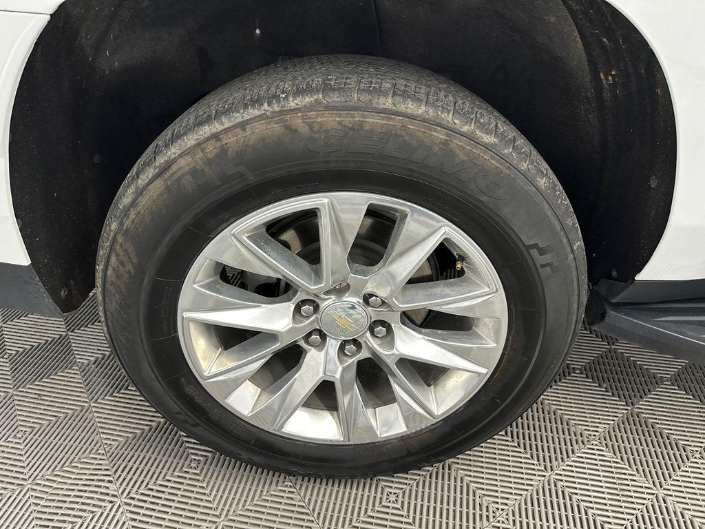 used 2023 Chevrolet Suburban car, priced at $33,804