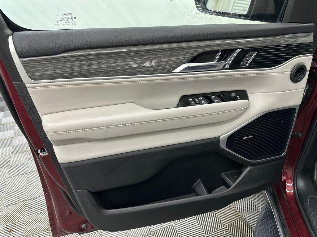 used 2022 Jeep Wagoneer car, priced at $33,870