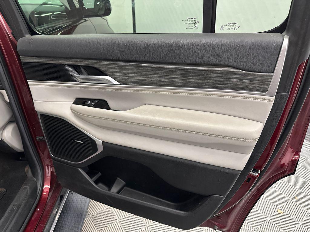 used 2022 Jeep Wagoneer car, priced at $33,870