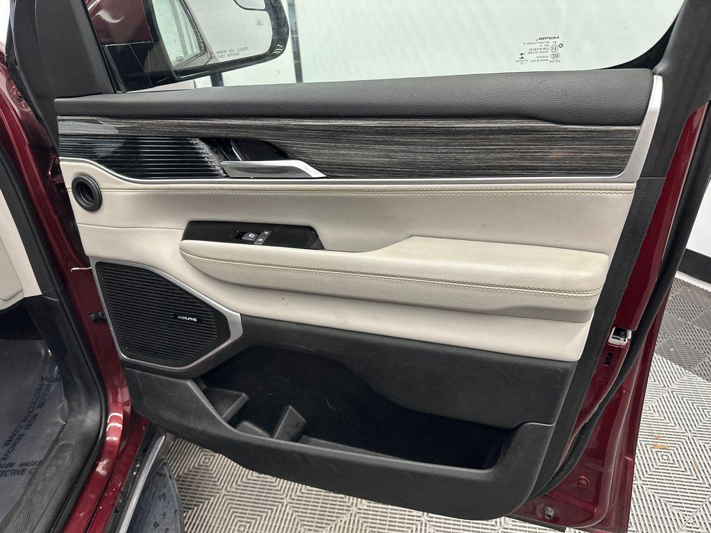 used 2022 Jeep Wagoneer car, priced at $33,870