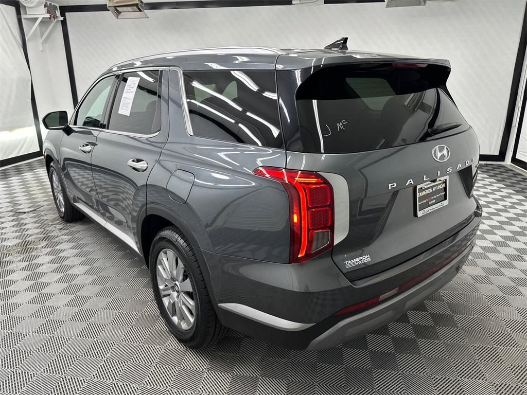 used 2024 Hyundai Palisade car, priced at $30,706