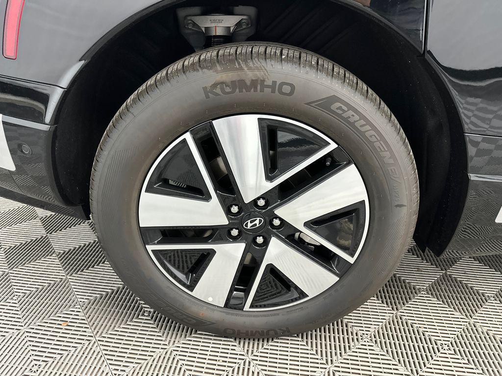 new 2026 Hyundai IONIQ 9 car, priced at $59,705