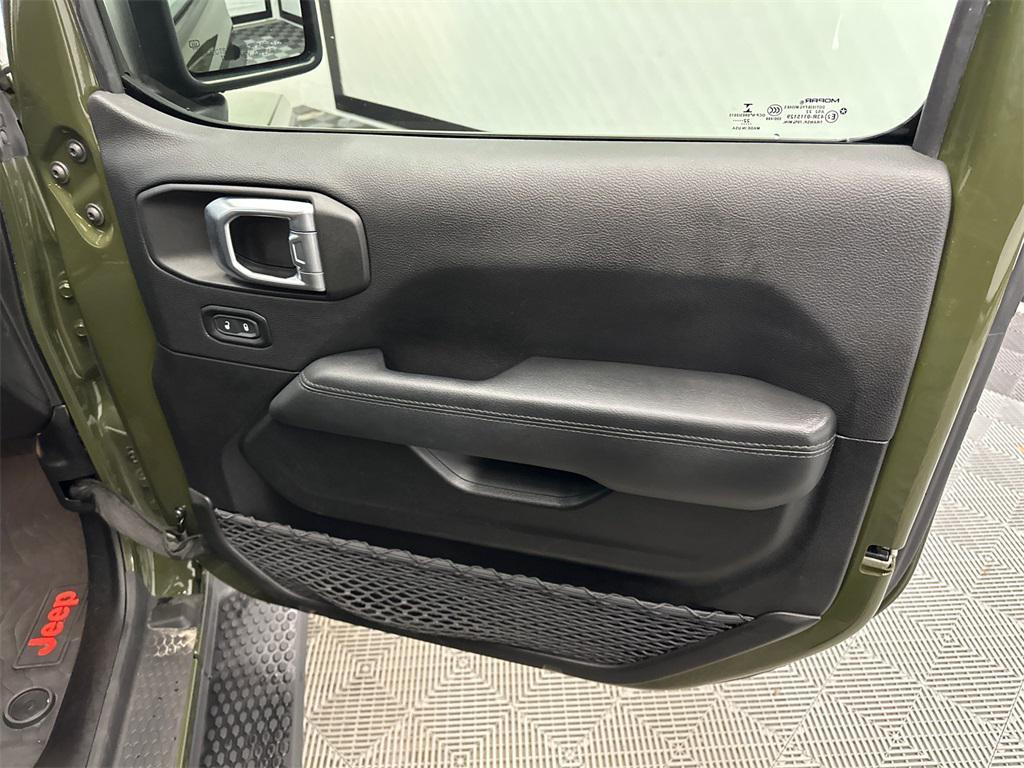 used 2022 Jeep Wrangler Unlimited car, priced at $34,997