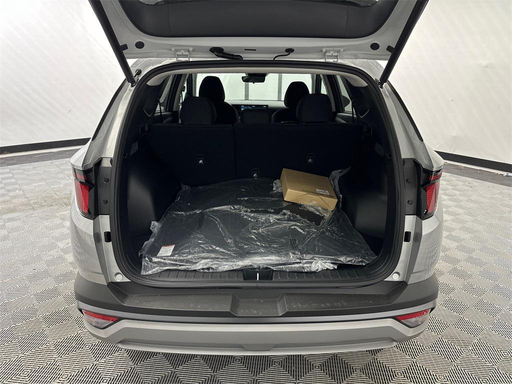 new 2026 Hyundai Tucson car, priced at $29,361