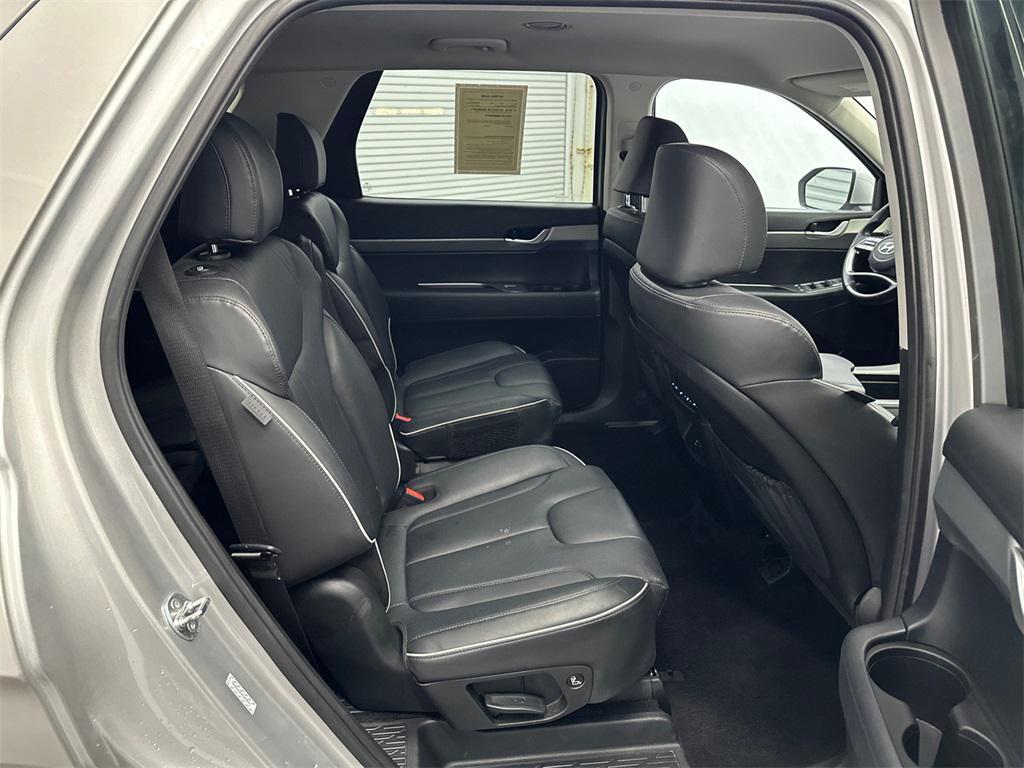used 2025 Hyundai Palisade car, priced at $30,977