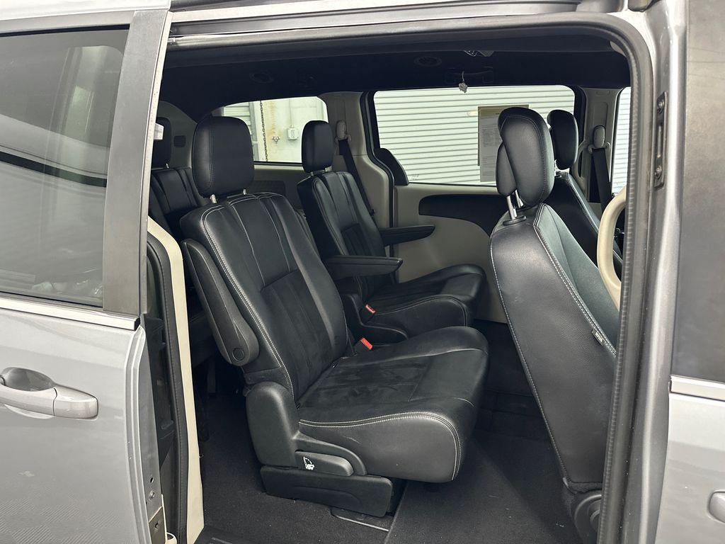 used 2018 Dodge Grand Caravan car, priced at $9,625