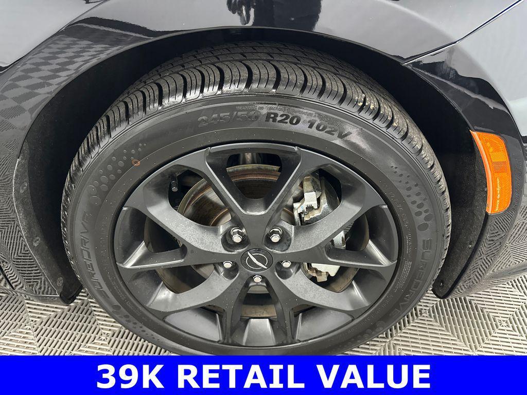 used 2025 Chrysler Pacifica car, priced at $32,850