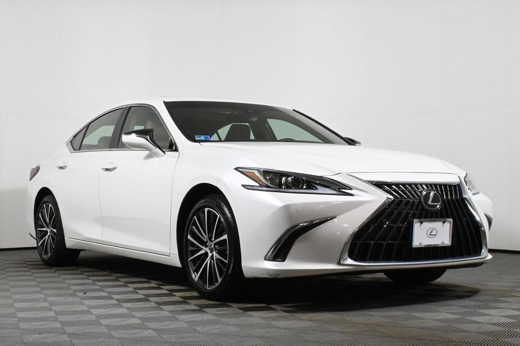 used 2025 Lexus ES 350 car, priced at $40,715