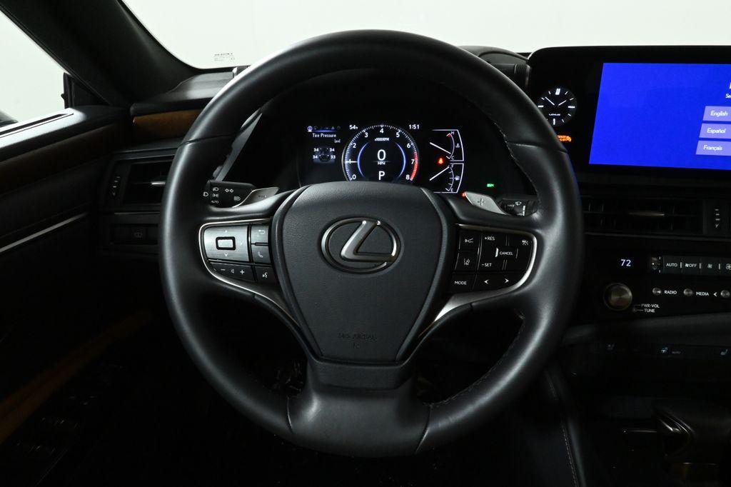 used 2025 Lexus ES 350 car, priced at $40,715