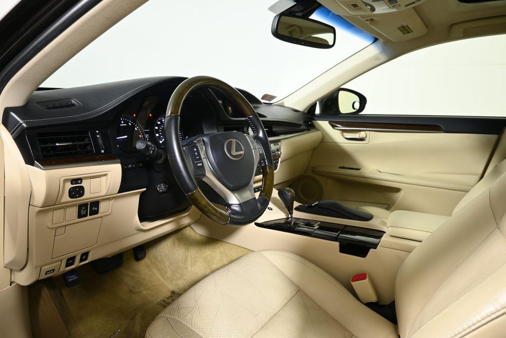 used 2015 Lexus ES 350 car, priced at $19,999