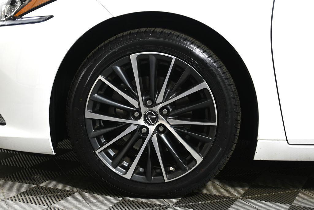 used 2023 Lexus ES 350 car, priced at $37,999
