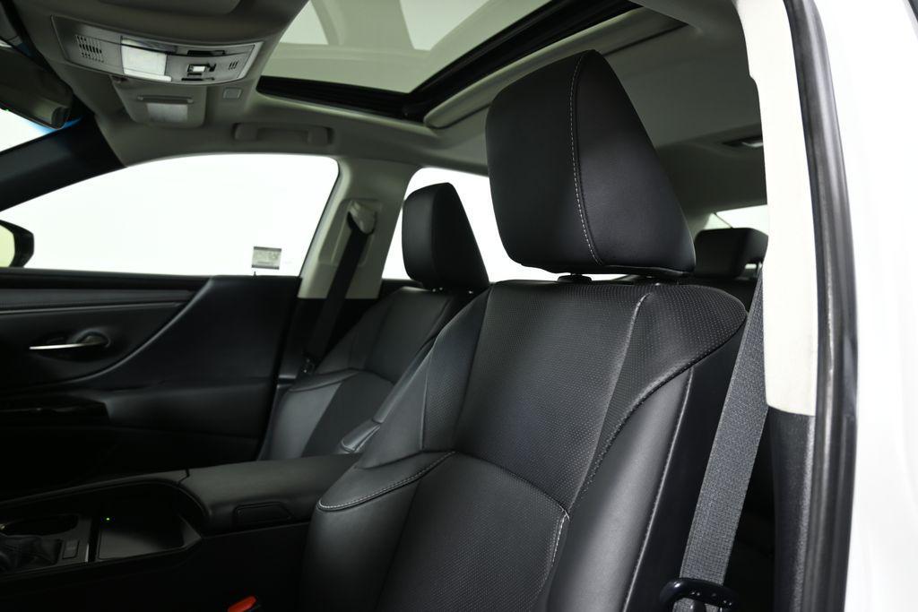 used 2023 Lexus ES 350 car, priced at $37,999