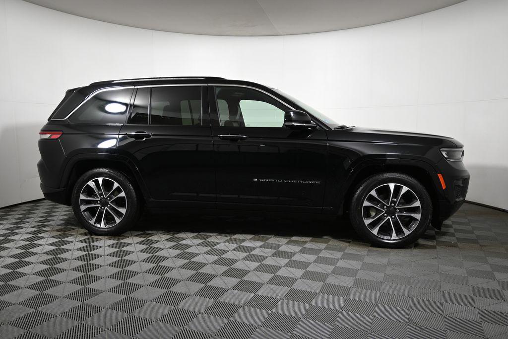 used 2023 Jeep Grand Cherokee car, priced at $31,539