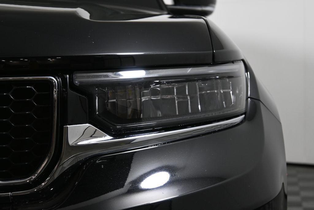 used 2023 Jeep Grand Cherokee car, priced at $31,539